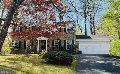 /international/us/3810-lynn-regis-ct-fairfax-va-110107231702/