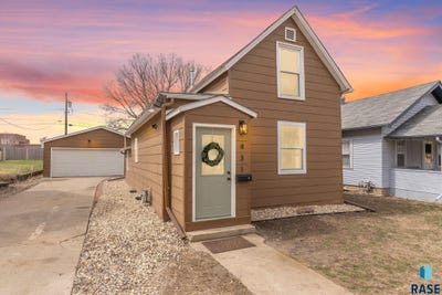 /international/us/431-n-french-ave-sioux-falls-sd-110107047805/