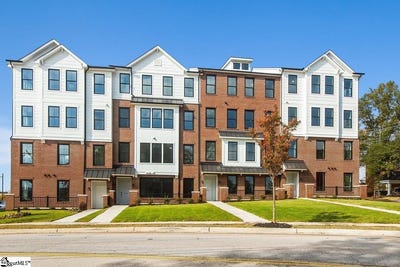 /international/us/136a-gibbs-street-greenville-sc-110108267732/