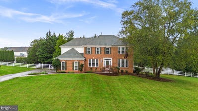 /international/us/19623-hoover-farm-drive-gaithersburg-md-110119959763/