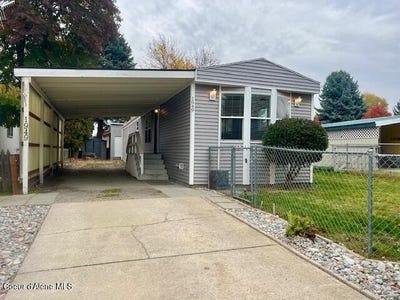 /international/us/1949-w-dartmouth-circle-coeur-d-alene-id-110108581226/