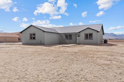 /international/us/2536-s-montierth-ln-safford-az-110120057526/