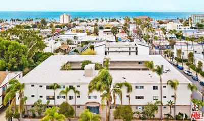 /international/us/2002-4th-st-santa-monica-ca-110107259614/