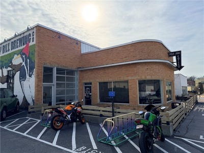 /international/us/516-e-main-street-siloam-springs-ar-110106023448/