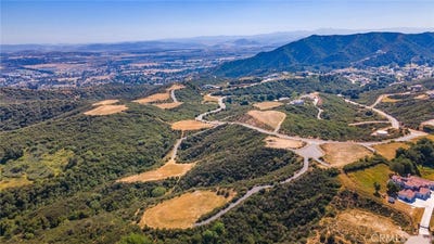 /international/us/7050-royal-view-court-yucaipa-ca-110107734673/