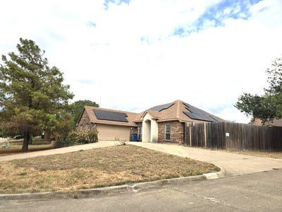 /international/us/1406-chancellor-drive-kaufman-tx-110120094766/