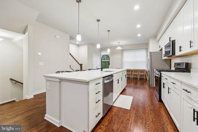 /international/us/106-lentz-lane-stafford-va-110107266258/