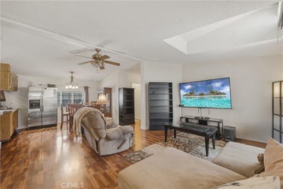 /international/us/10800-dale-avenue-stanton-ca-110108363196/
