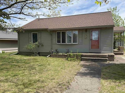 /international/us/4-n-mitchell-street-gwinn-mi-110108499504/