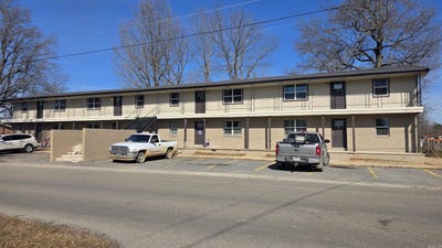 /international/us/1205-w-hunt-st-paragould-ar-110105635914/