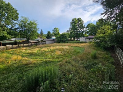 /international/us/000-allen-claire-street-hendersonville-nc-110100897352/