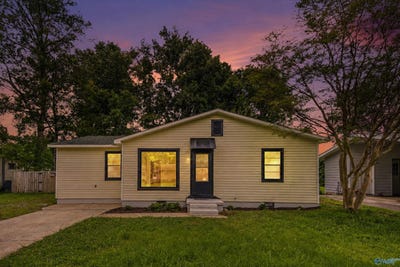 /international/us/1703-buena-vista-circle-se-decatur-al-110108708922/