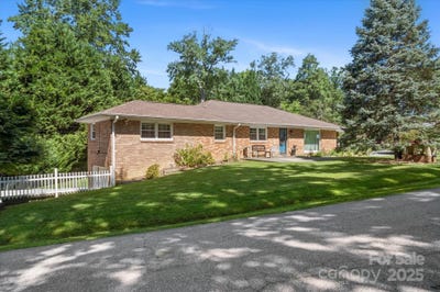 /international/us/441-hillcrest-circle-hendersonville-nc-110101189840/?lang=zh-tw