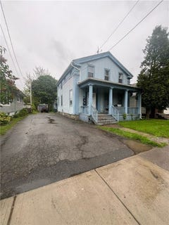 /international/us/204-fairgate-street-rochester-ny-110099921977/