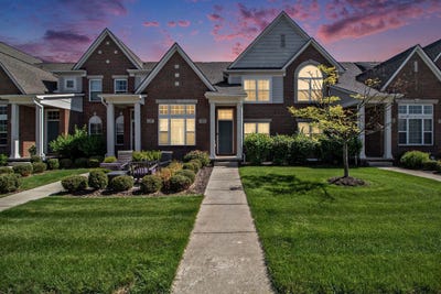 /international/us/1215-orchid-circle-canton-mi-110106531420/