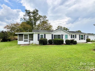 /international/us/236-riverwind-drive-hendersonville-nc-110119762571/