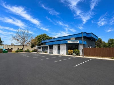 /international/us/1410-industrial-drive-new-smyrna-beach-fl-110108341829/