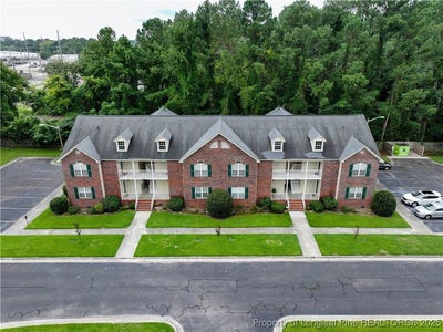 /international/us/3401-lainey-lane-unit-d-fayetteville-nc-110100848660/