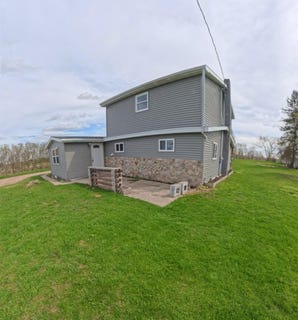 /international/us/10931-gillett-town-hall-road-gillett-wi-110107634120/