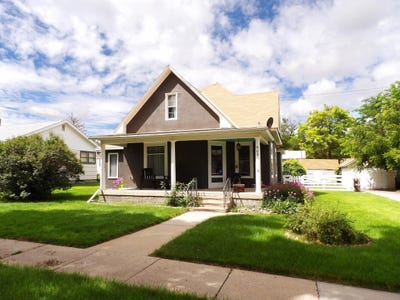 /international/us/909-2nd-st-crawford-ne-110100805560/