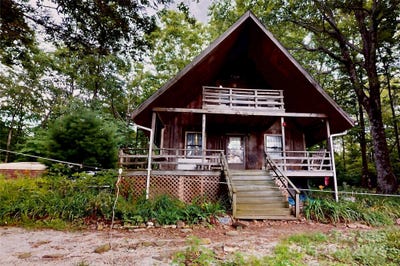 /international/us/200-osborn-knob-road-marion-nc-110093379410/?lang=de