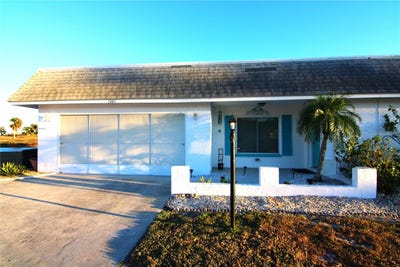 /international/us/1207-lakehouse-court-sun-city-center-fl-110107616635/