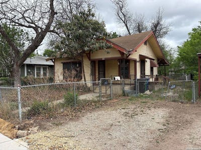 /international/us/351-barrett-pl-san-antonio-tx-110120533919/