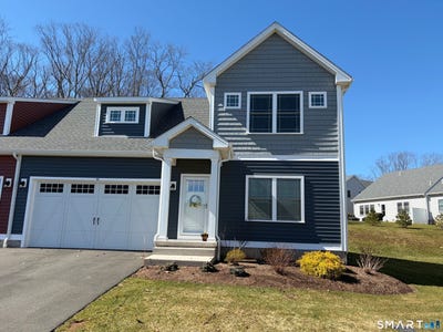 /international/us/40-lombard-circle-north-haven-ct-110106255897/