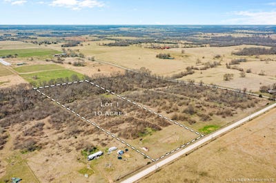 /international/us/21170-s-1125-road-stockton-mo-110108680232/