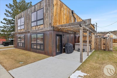 /international/us/202-s-hauser-avenue-red-lodge-mt-110107882927/