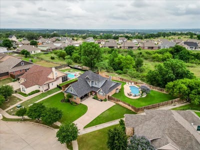 /international/us/112-camelot-street-glen-rose-tx-110108350609/