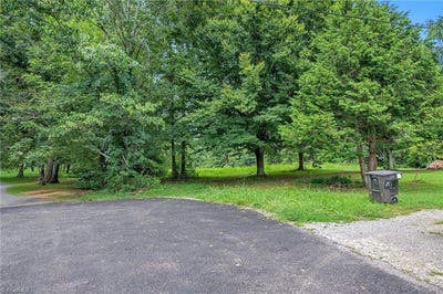 /international/us/governor-stokes-road-wilkesboro-nc-110119992252/