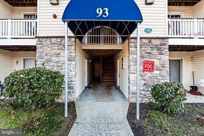 /international/us/93-fern-oak-circle-stafford-va-110108347618/