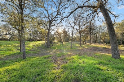 /international/us/1038-cr-207-road-weimar-tx-110102582953/