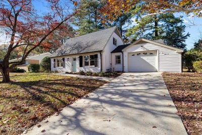 /international/us/1408-edgebrook-drive-garner-nc-110103571579/