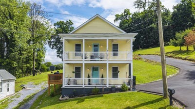 /international/us/120-w-gay-st-staunton-va-110108341911/