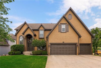 /international/us/13100-woodward-street-overland-park-ks-110108059043/