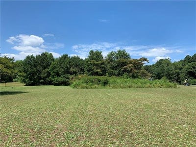 /international/us/11024-river-road-lancaster-va-110093049749/