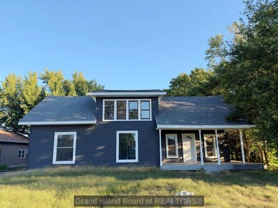 /international/us/707-e-cedar-street-sutton-ne-110120558370/