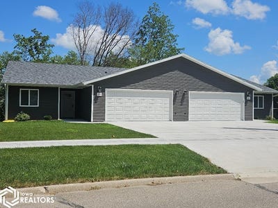 /international/us/1405-13th-avenue-belle-plaine-ia-110095577882/