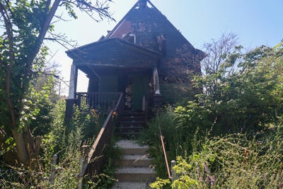 /international/us/3061-n-28th-st-milwaukee-wi-110101098790/