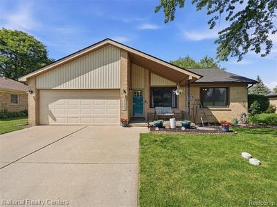 /international/us/40368-village-wood-road-novi-mi-110109213532/
