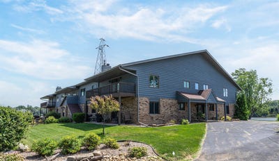 /international/us/2490-stroebe-island-drive-appleton-wi-110100452646/