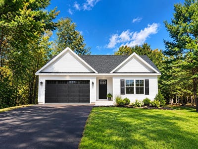 /international/us/riverview-road-newport-nh-110109423306/