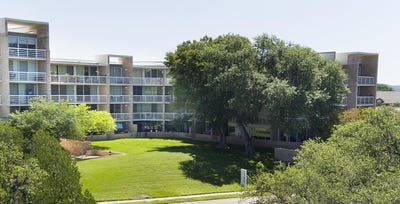 /international/us/1000-guadalupe-st-kerrville-tx-110108013988/