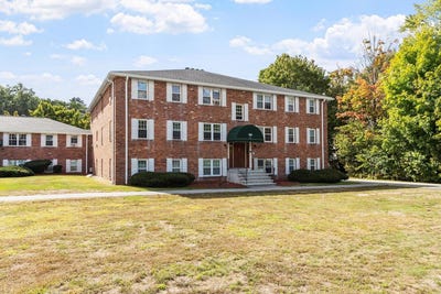 /international/us/180-tyngsboro-road-chelmsford-ma-110120029933/