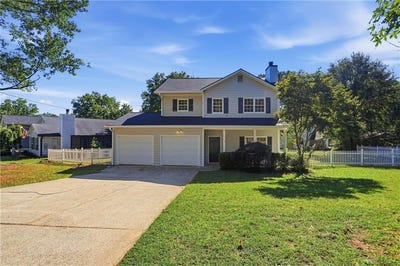 /international/us/4400-hidden-meadow-circle-sugar-hill-ga-110120084176/