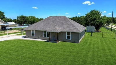 /international/us/147-brown-lane-poolville-tx-110108108296/