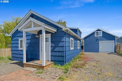 /international/us/405-evergreen-dr-tillamook-or-110104573693/
