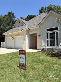 /international/us/105-sadie-lane-fairhope-al-110105523890/